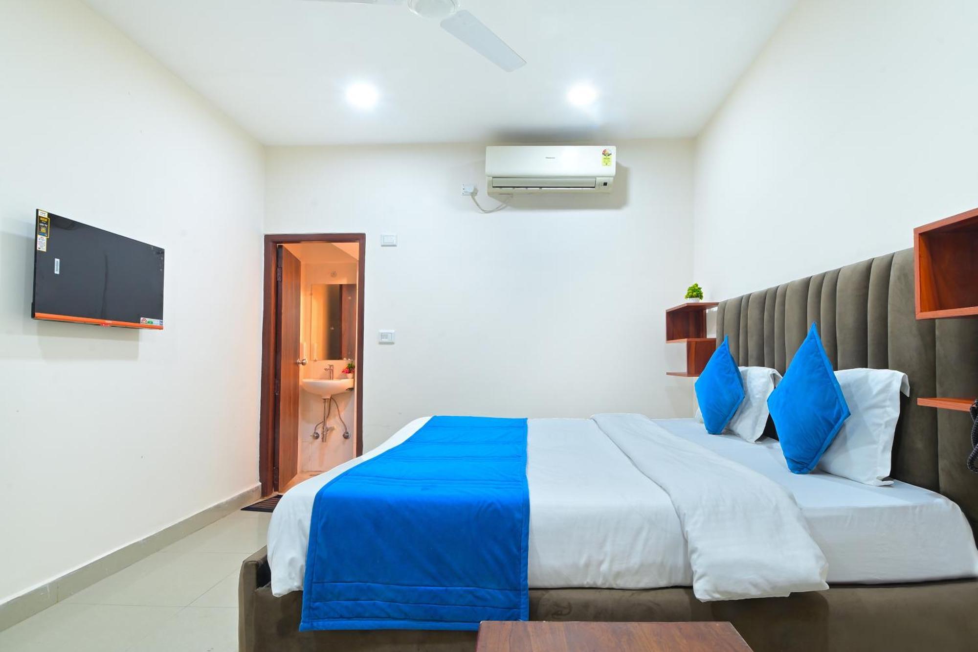 Chowdhry Tourist Lodge - New Delhi Railway Station - 2 Minutes Walk Екстер'єр фото